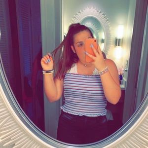 Meet your Posher, Alaina